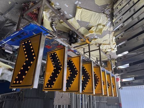 孝感太阳能交通标牌的核心部件是电池,电池多久